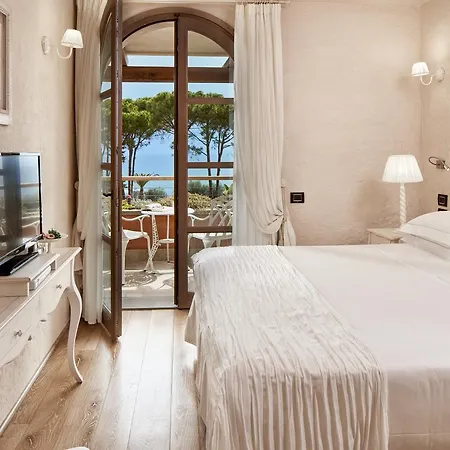 La Del Re - Adults Only - Small Luxury Of The World Castiadas