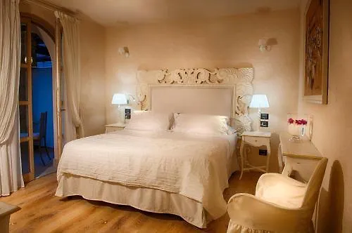 La Del Re - Adults Only - Small Luxury Of The World 5* Castiadas