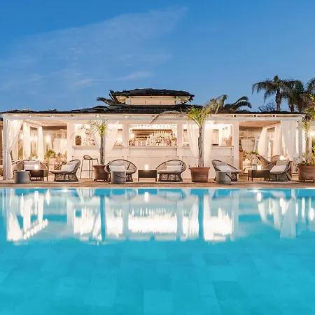 La Del Re - Adults Only - Small Luxury Of The World Hotel Castiadas
