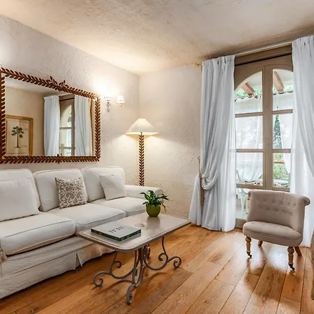 La Del Re - Adults Only - Small Luxury Of The World Castiadas