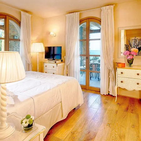 La Del Re - Adults Only - Small Luxury Of The World Кастиадас